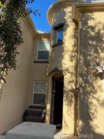 $439,950 | 1800 East Lakeshore Drive, Unit 1805, Lake Elsinore, CA 92530