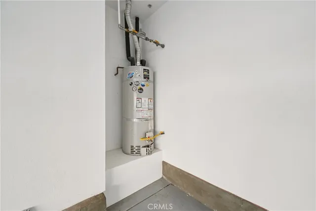 $449,950 | 1800 East Lakeshore Drive, Unit 1805, Lake Elsinore, CA 92530