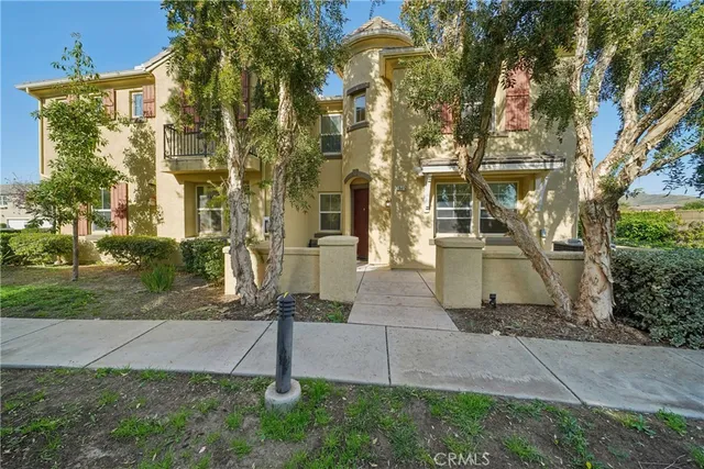 $449,950 | 1800 East Lakeshore Drive, Unit 1805, Lake Elsinore, CA 92530