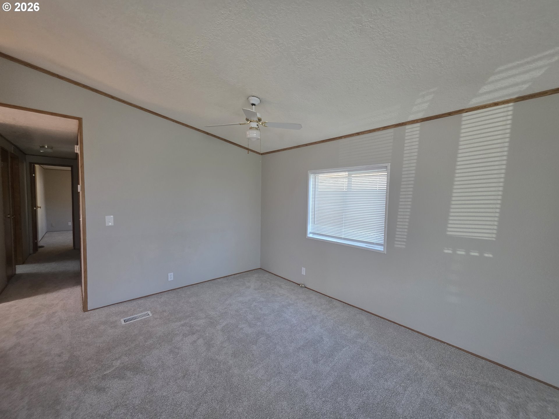 1901 Southeast Minter Bridge Road, Unit 38 Hillsboro, OR 97123 - Photo 9 of 16 Dining Room