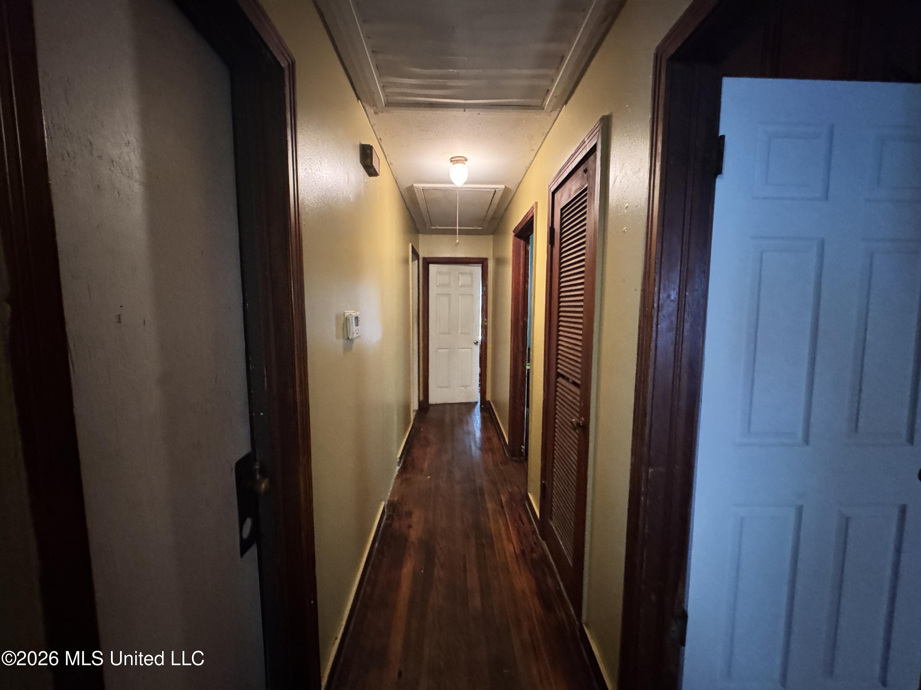 229 Sykes Road Jackson, MS 39212 - Photo 4 of 16 IMG_8935