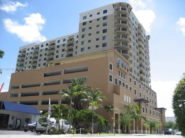 $2,700 | West Flagler, Miami, FL 33126