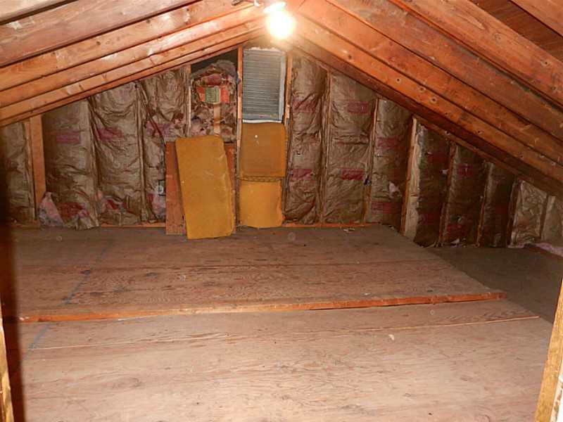 1037 Fiddleback Drive McKees Rocks, PA 15136 - Photo 14 of 25 Storage.