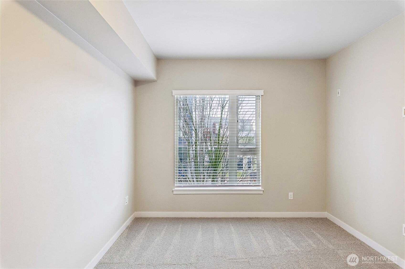 1760 Northwest 56th Street, Unit 310 Seattle, WA 98107 - Photo 16 of 37