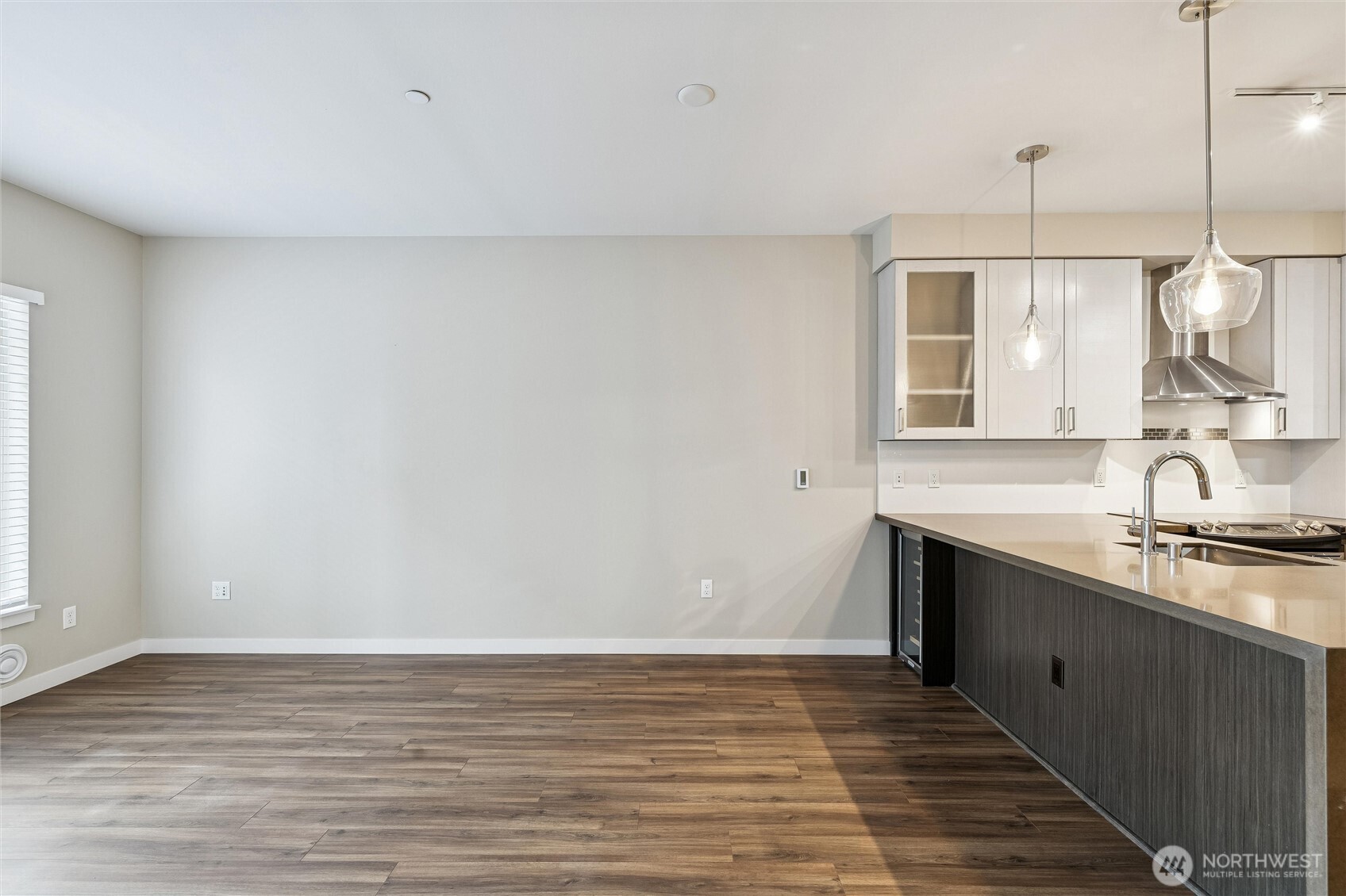 1760 Northwest 56th Street, Unit 310 Seattle, WA 98107 - Photo 6 of 37