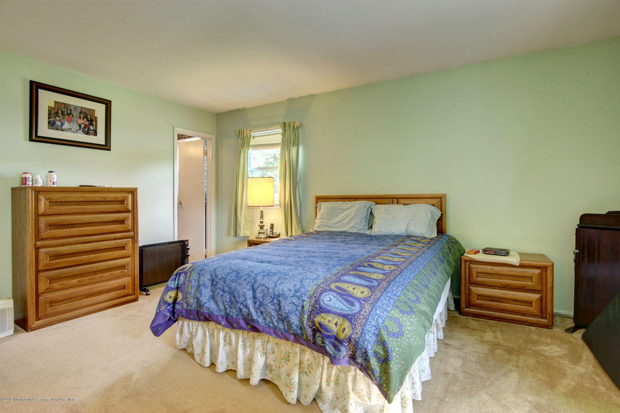 238 Elton Adelphia Road Freehold, NJ 07728 - Photo 6 of 29 IMG_7289_90_91_92_93_94_95