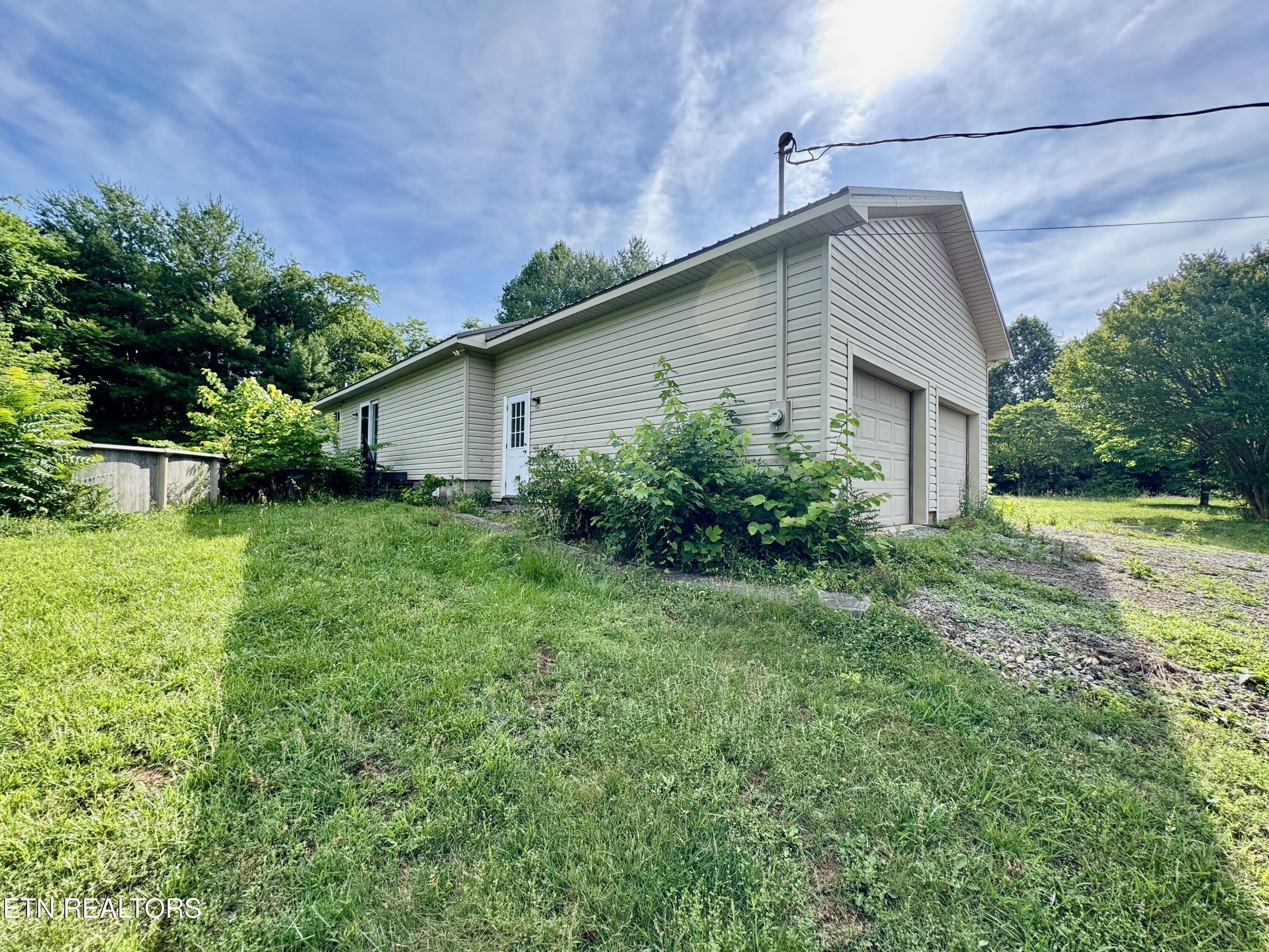 529 Peanut Road Parrottsville, TN 37843 - Photo 9 of 54 1-9