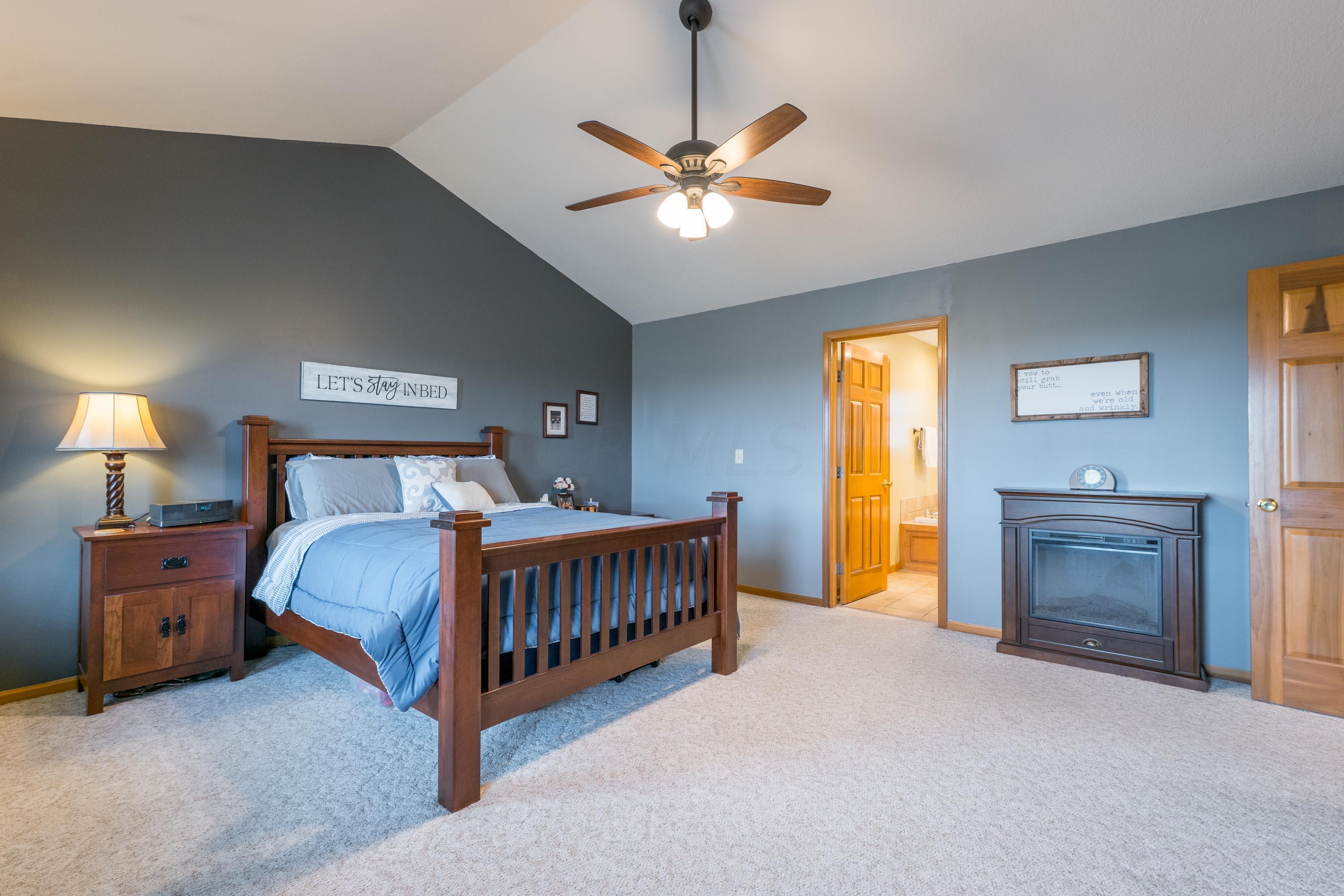 6883 Moore Road Delaware, OH 43015 - Photo 29 of 73 Primary Suite