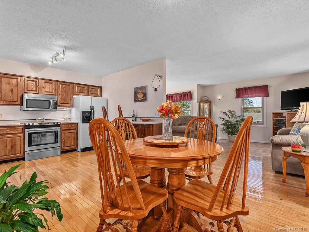 26 Tall Oaks Road Candler, NC 28715 - Photo 4 of 18 Gallery Image 4