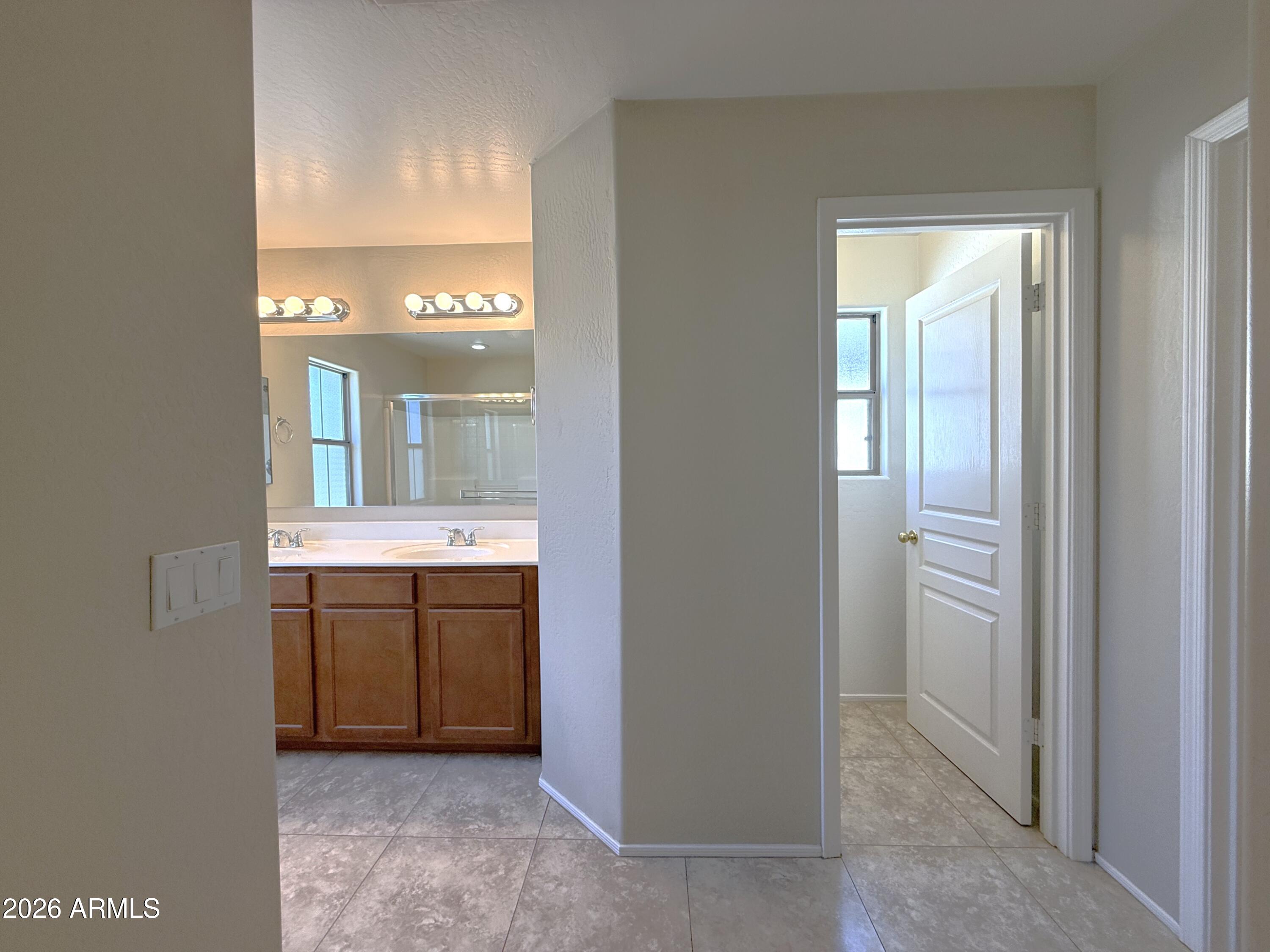 451 South Hawes Road, Unit 33 Mesa, AZ 85208 - Photo 16 of 22 Photo May 22 2026, 2 57 18 PM