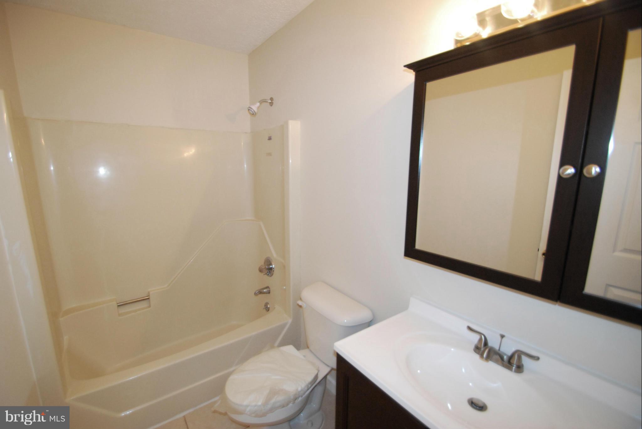 1970 Dominoe Road Annapolis, MD 21401 - Photo 13 of 30 Bath (Master)
