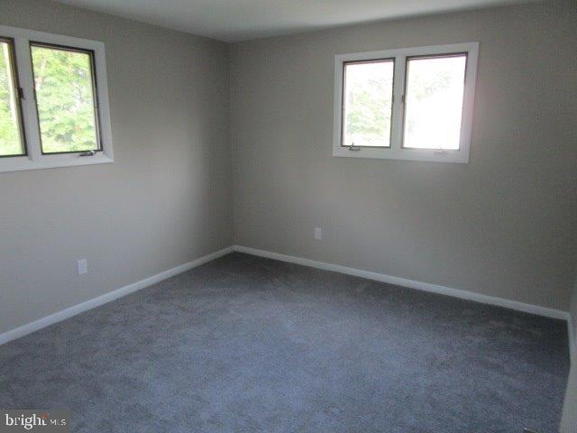 116 Sylvan Terrace Glassboro, NJ 08028 - Photo 4 of 7 an empty room with a window