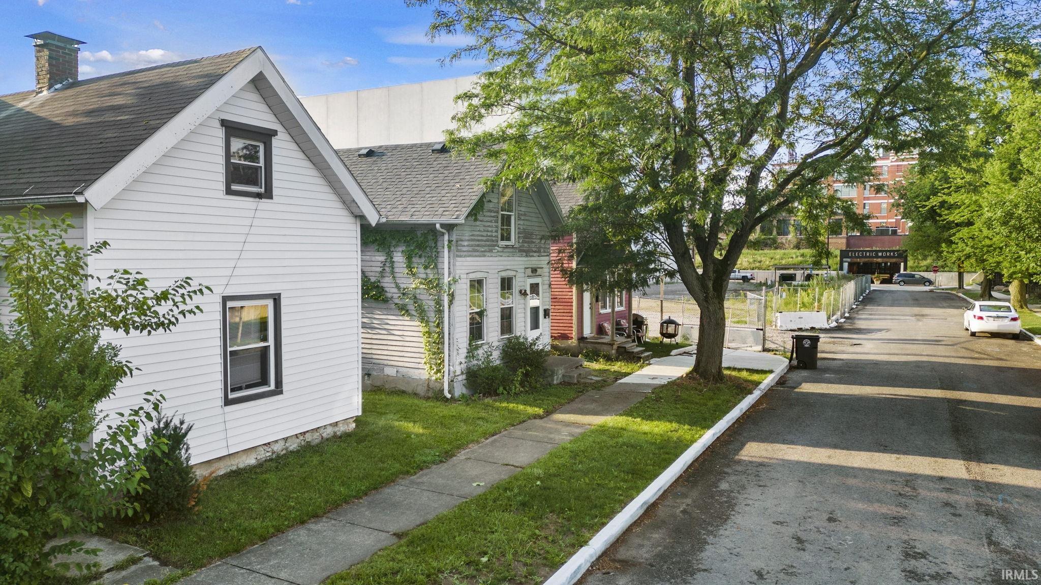 1305 Union Street Fort Wayne, IN 46802 - Photo 5 of 31