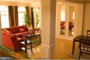 21364 Sawyer Square Ashburn, VA 20147 - Photo 6 of 17 View