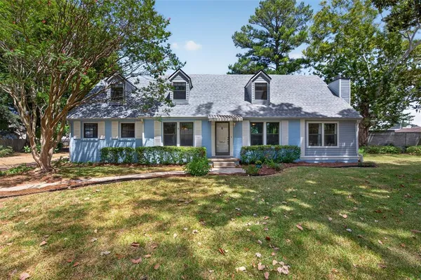 $270,000 | 551 Broadmoor Boulevard, Shreveport, LA 71105