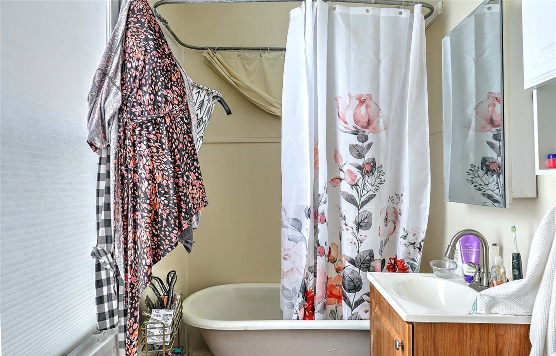 124 Pitman Street Providence, RI 02906 - Photo 17 of 32