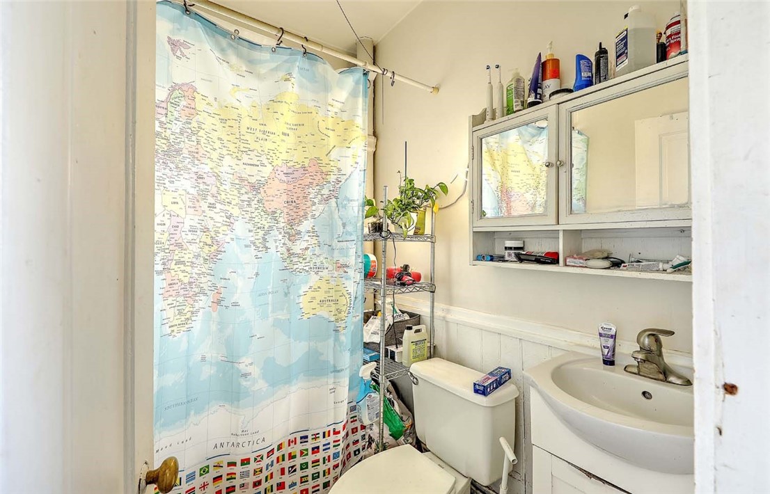 124 Pitman Street Providence, RI 02906 - Photo 25 of 32