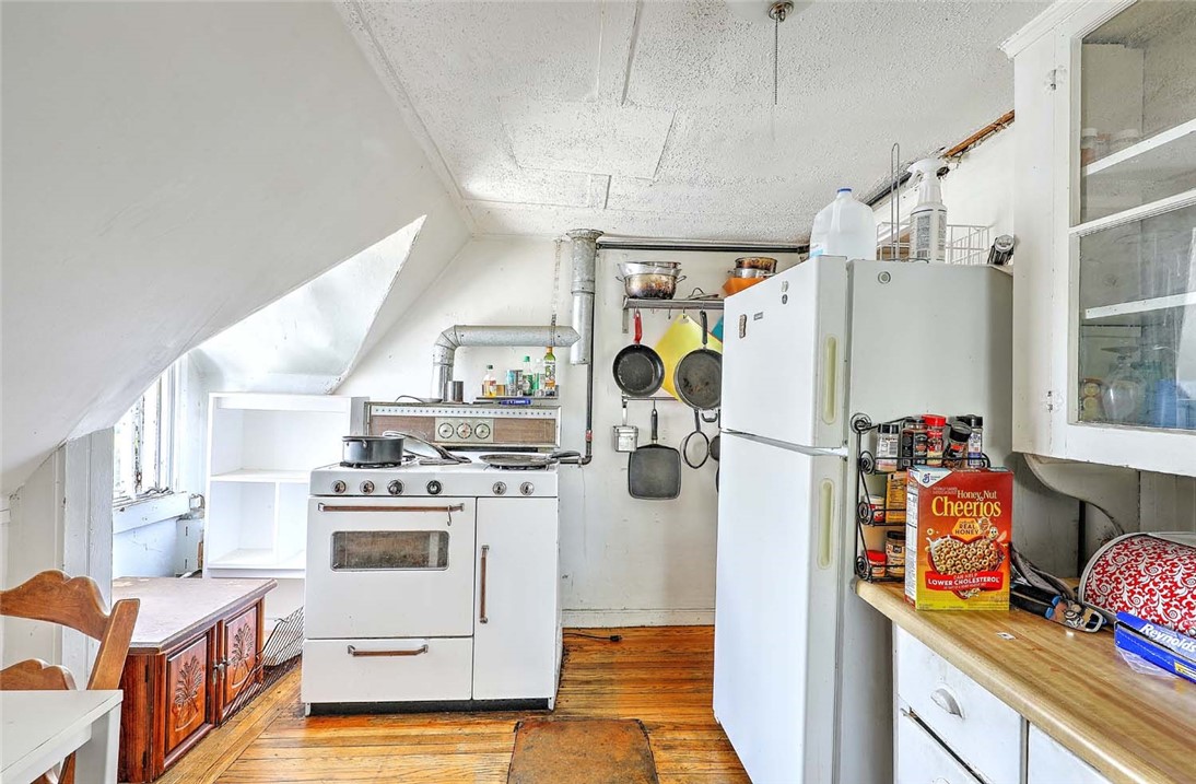 124 Pitman Street Providence, RI 02906 - Photo 29 of 32