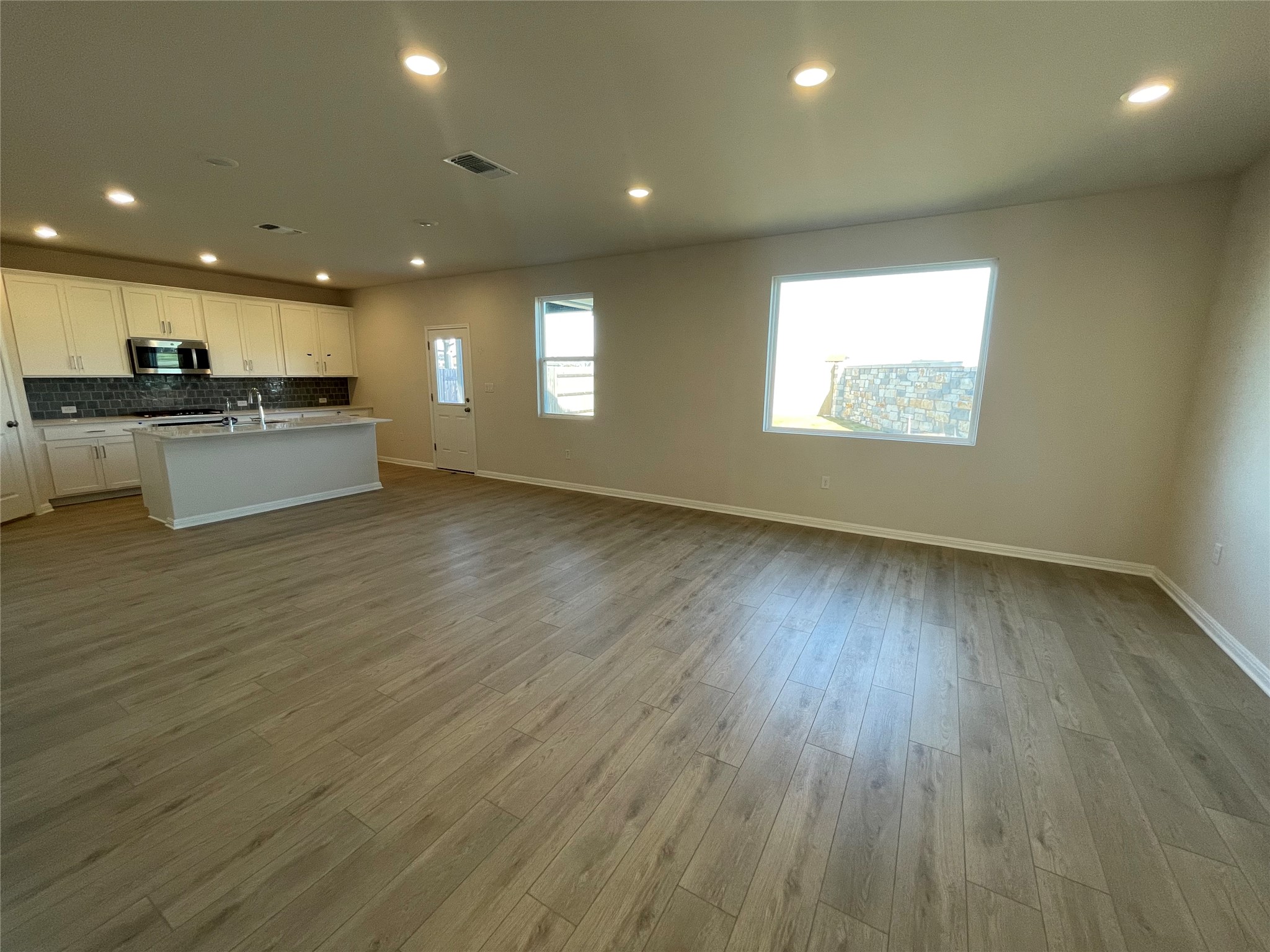 102 Palo Brea Loop Hutto, TX 78634 - Photo 9 of 24