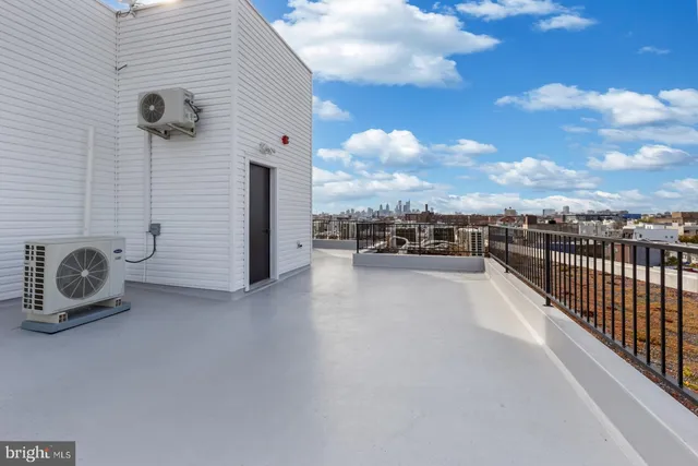 a view of terrace with city view