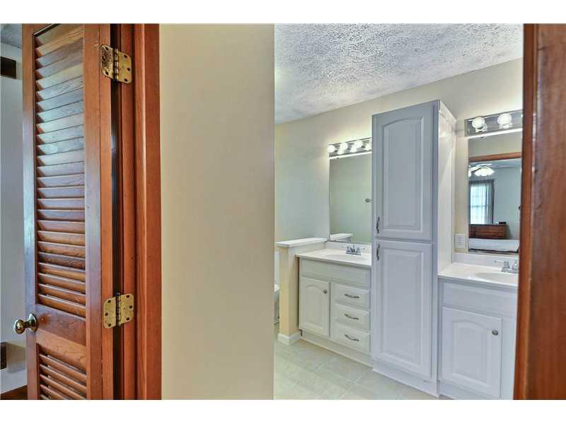 8802 Maze Road Indianapolis, IN 46259 - Photo 8 of 19 Gallery Image 8