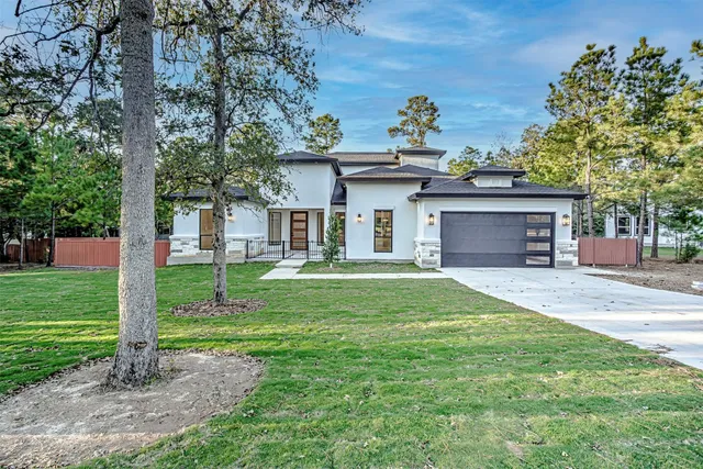 $680,000 | 128 Nugget Lane, Bastrop, TX 78602