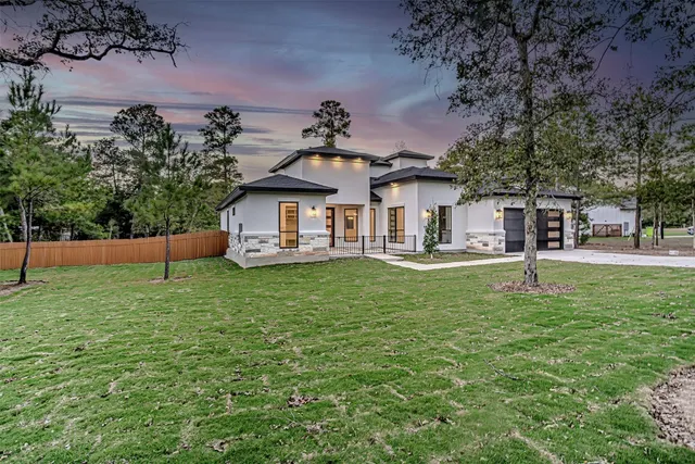 $680,000 | 128 Nugget Lane, Bastrop, TX 78602
