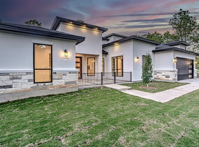 $680,000 | 128 Nugget Lane, Bastrop, TX 78602