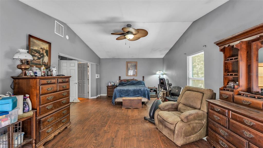 1121 Old Polk City Road Lakeland, FL 33809 - Photo 26 of 46