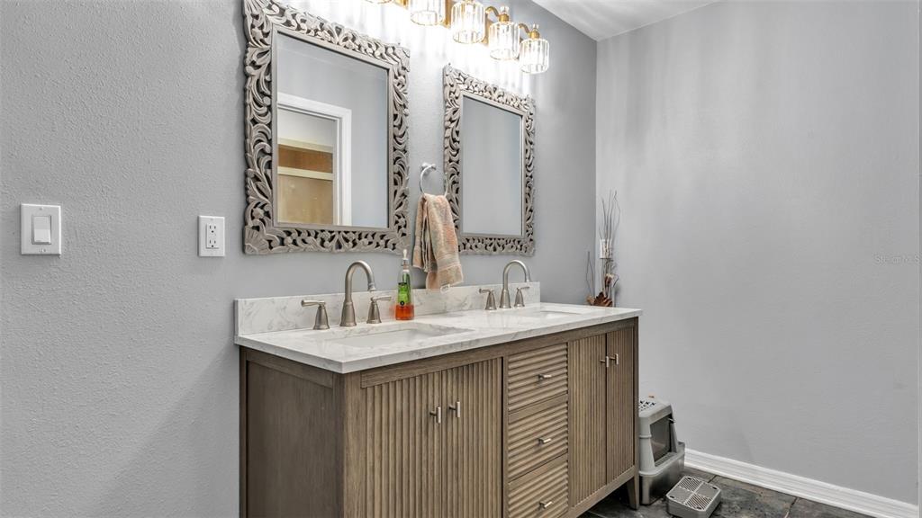 1121 Old Polk City Road Lakeland, FL 33809 - Photo 29 of 46