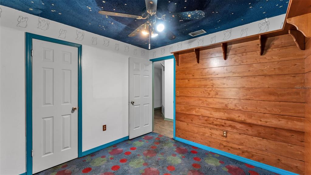 1121 Old Polk City Road Lakeland, FL 33809 - Photo 37 of 46