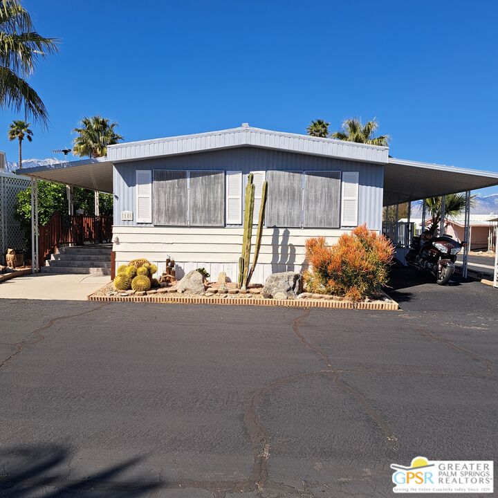 18555 Roberts Road, Unit 10 Desert Hot Springs, CA 92241 - Photo 1 of 50