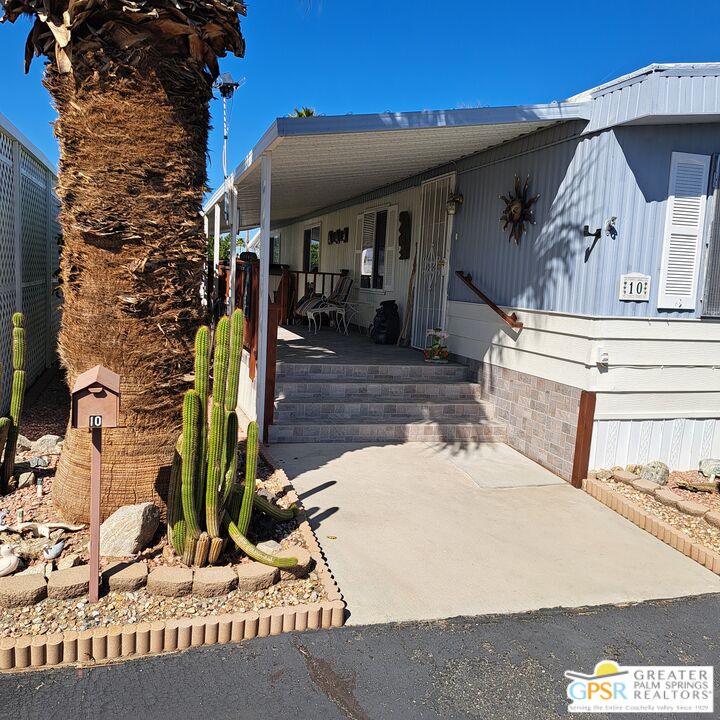 18555 Roberts Road, Unit 10 Desert Hot Springs, CA 92241 - Photo 2 of 50
