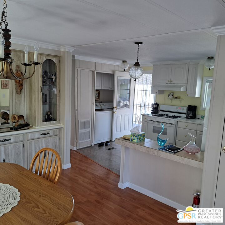 18555 Roberts Road, Unit 10 Desert Hot Springs, CA 92241 - Photo 10 of 50