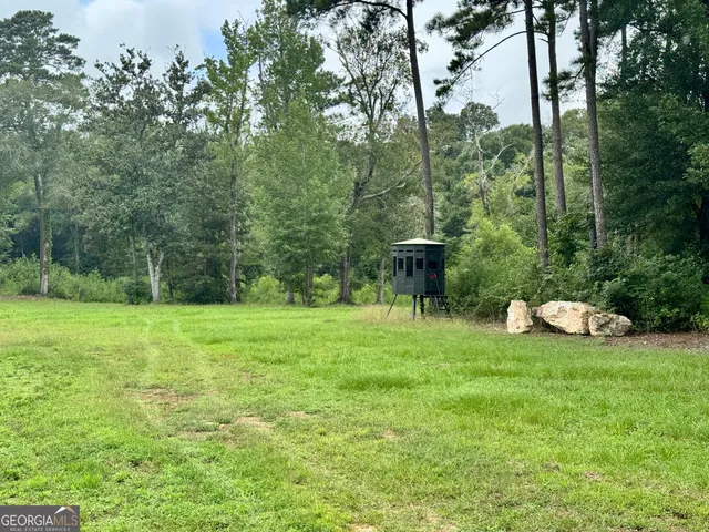 a view of outdoor space with a garden