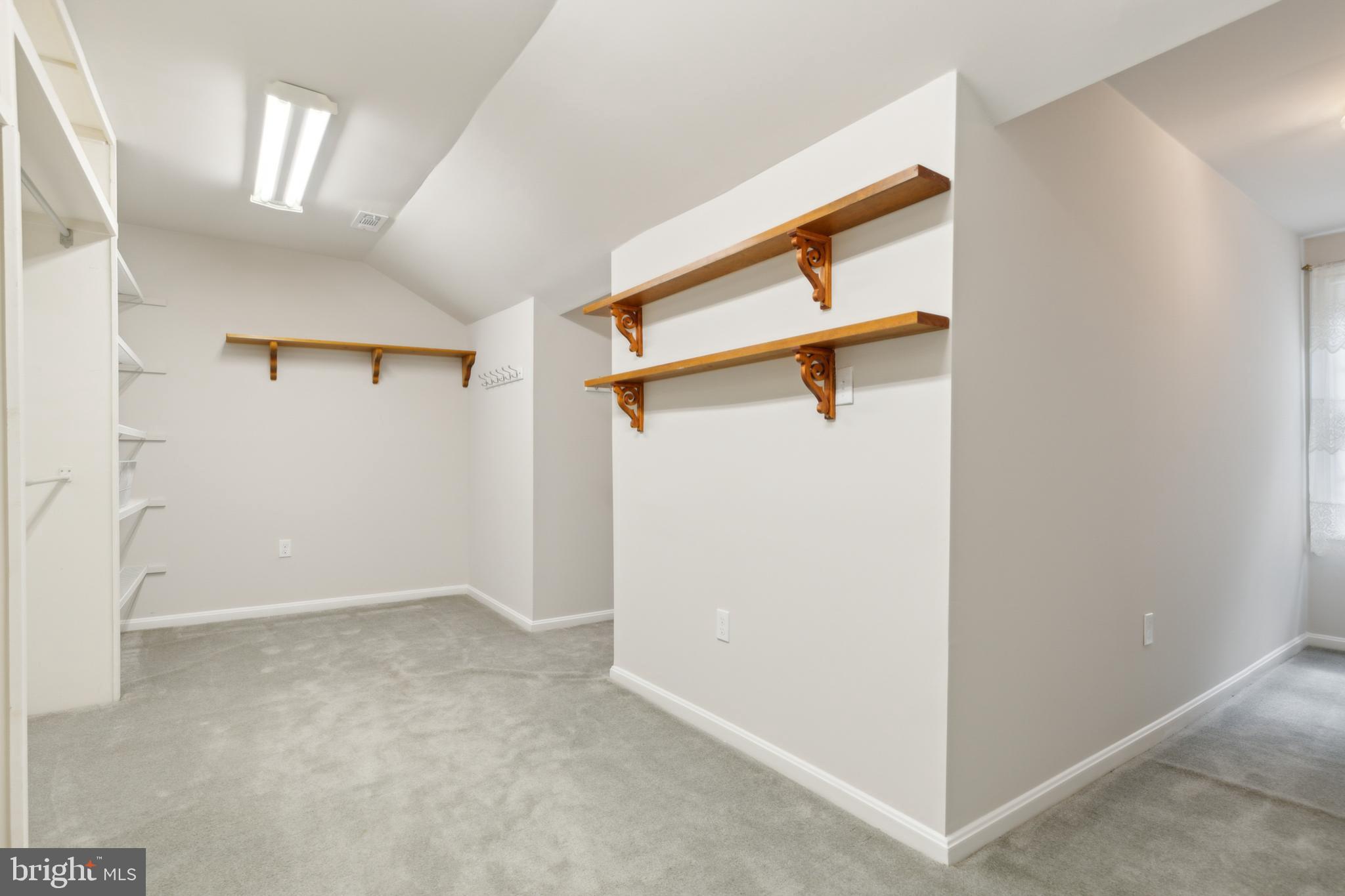 12392 Henderson Road Clifton, VA 20124 - Photo 26 of 61 1 of 2 walk in closets in primary bedroom
