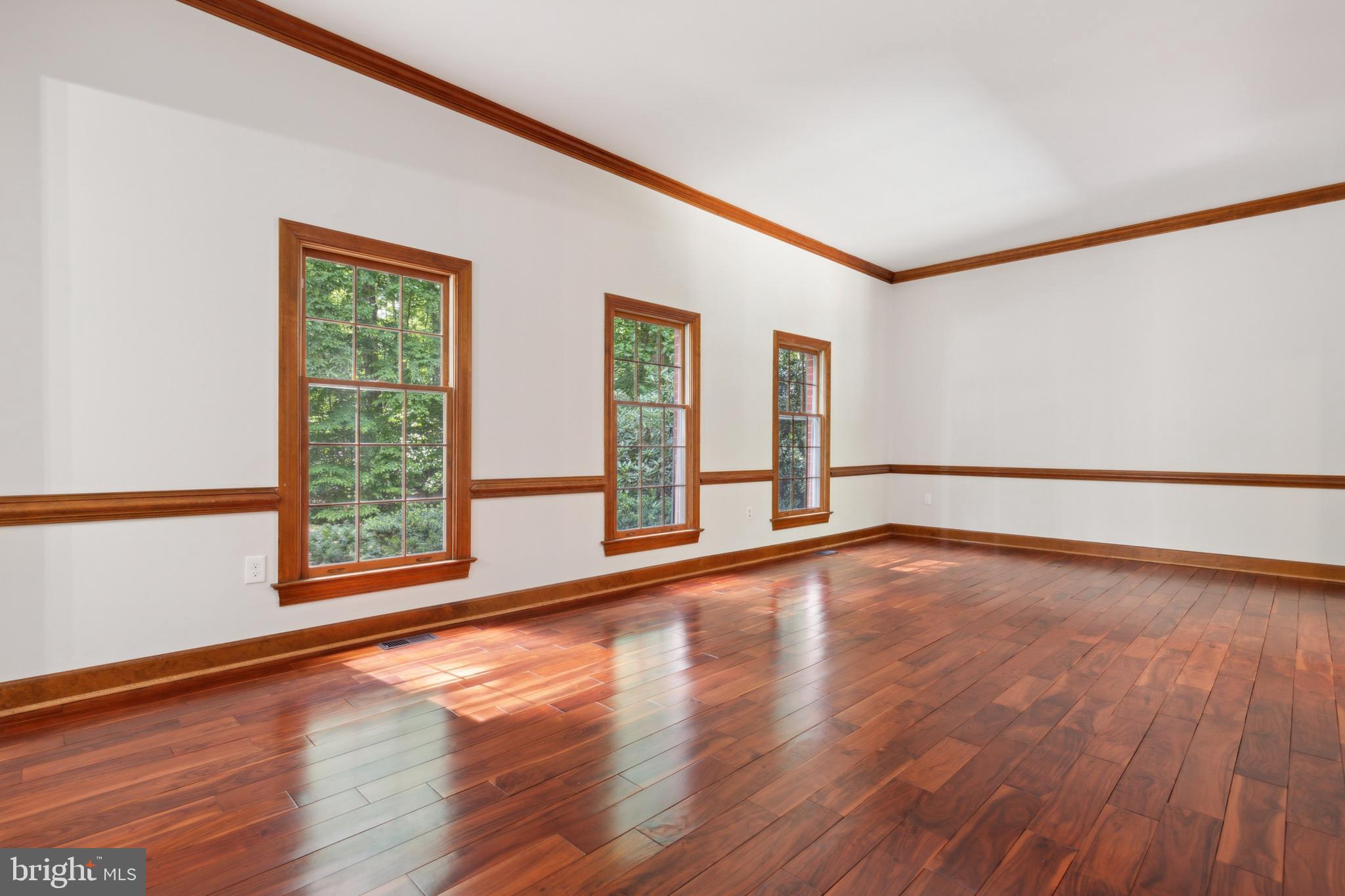 12392 Henderson Road Clifton, VA 20124 - Photo 3 of 61 Formal Living Room