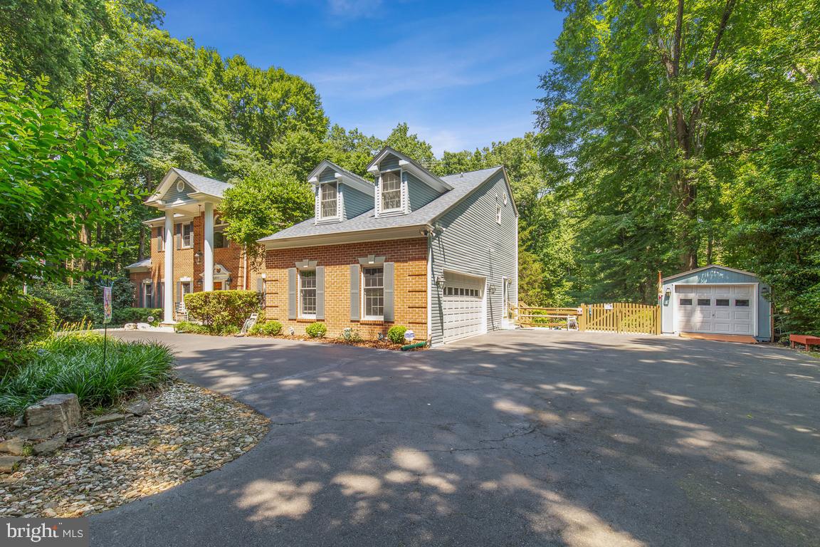 12392 Henderson Road Clifton, VA 20124 - Photo 44 of 61 Gallery Image 44