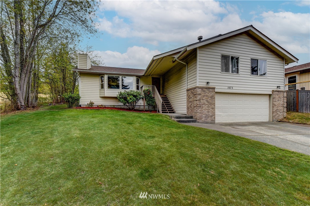1073 Arrowhead Road Camano Island, WA 98282 - Photo 1 of 21 Gallery Image 1