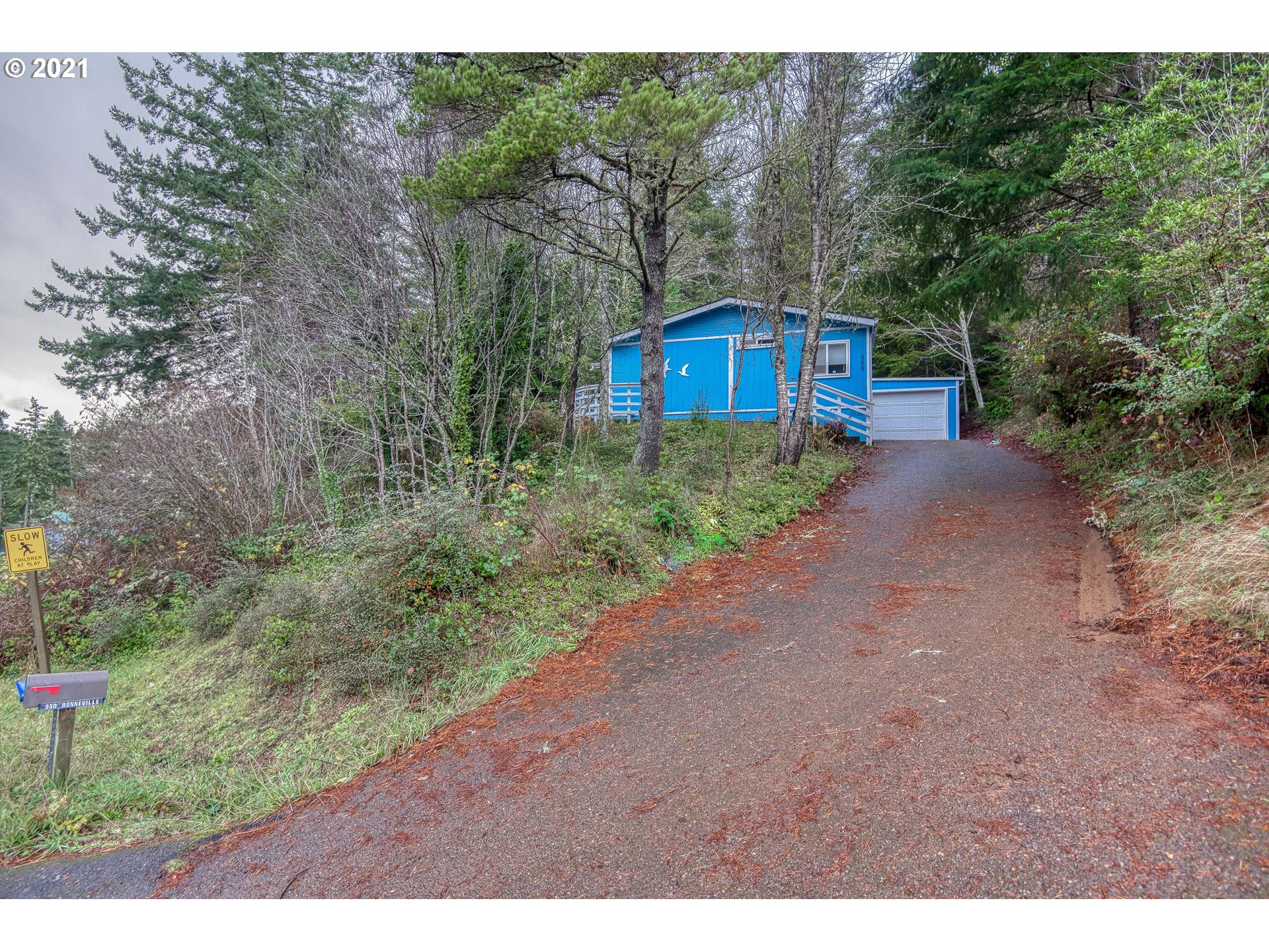 550 Bonneville Road Lakeside, OR 97449 - Photo 2 of 29 Gallery Image 2