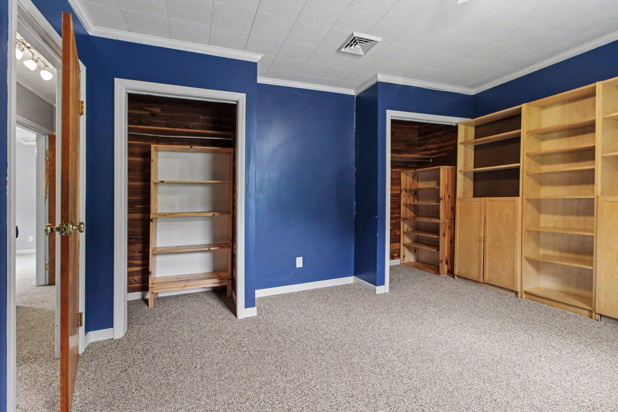 2736 South Wagner Road Ann Arbor, MI 48103 - Photo 46 of 91 044_file_9763