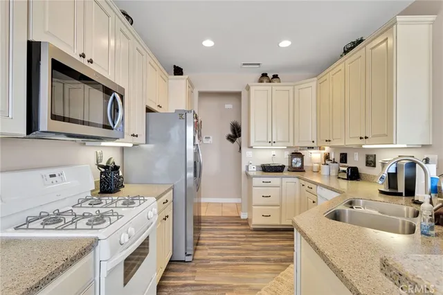 $420,000 | 11728 Highgrove Court, Adelanto, CA 92301