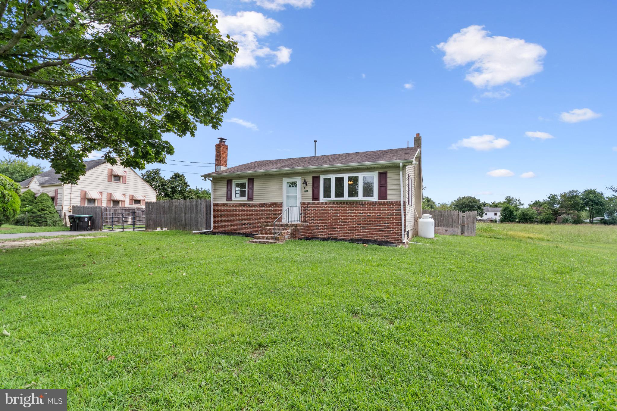 508 Church Road Sicklerville, NJ 08081 - Photo 4 of 39