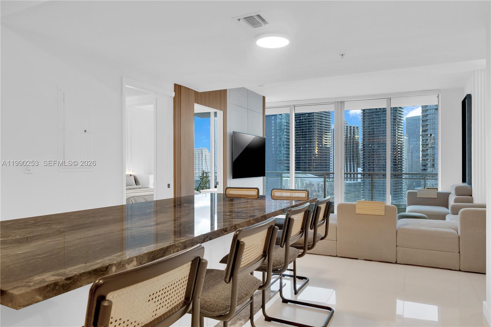 92 Southwest 3rd Street, Unit 2802 Miami, FL 33130 - Photo 12 of 44