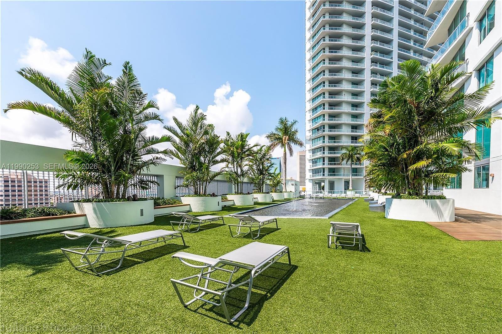 92 Southwest 3rd Street, Unit 2802 Miami, FL 33130 - Photo 30 of 44