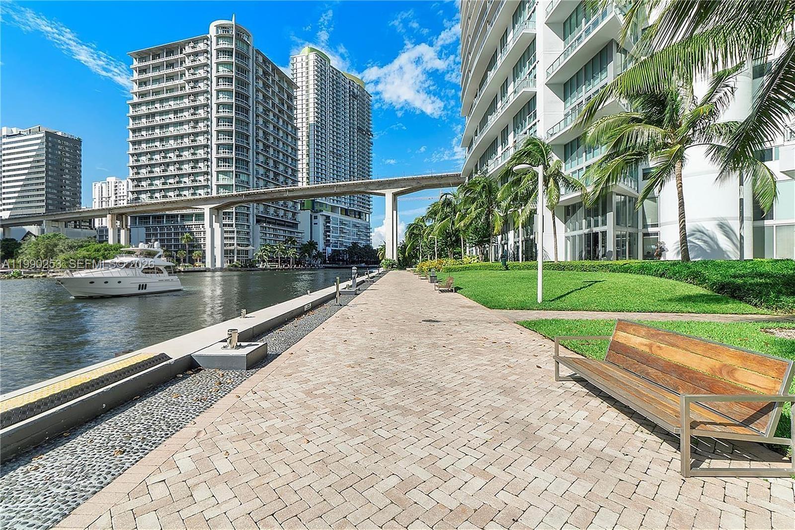 92 Southwest 3rd Street, Unit 2802 Miami, FL 33130 - Photo 37 of 44