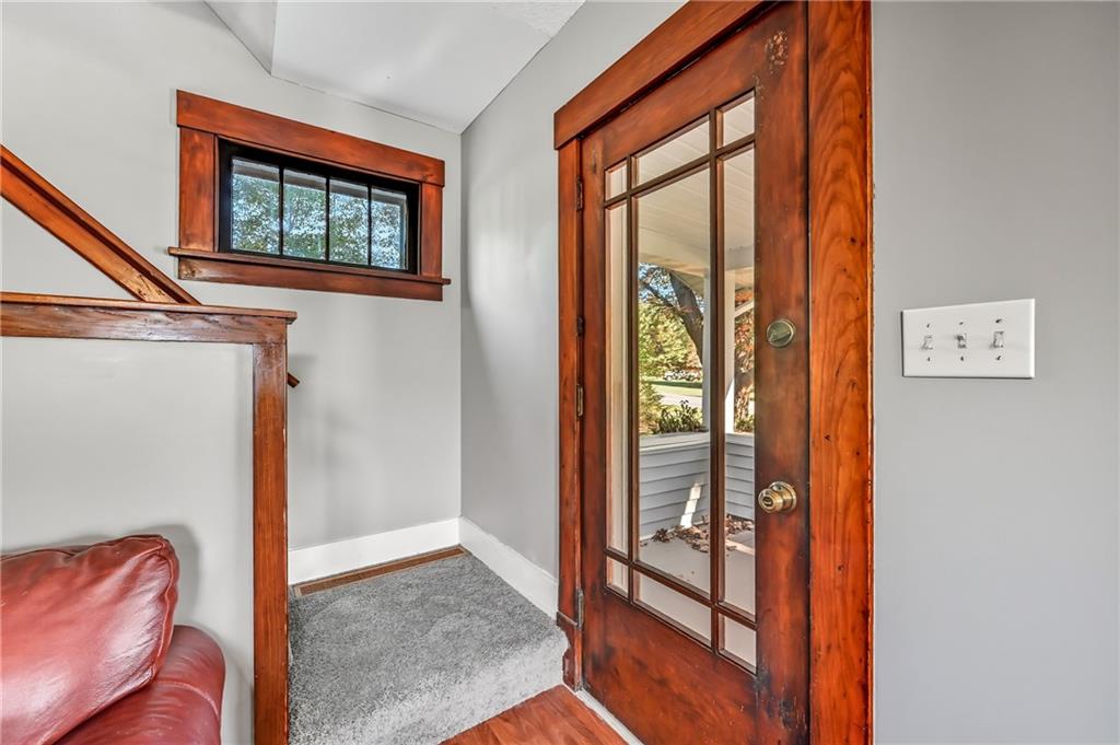 1039 North Keel Ridge Road Hermitage, PA 16148 - Photo 5 of 47