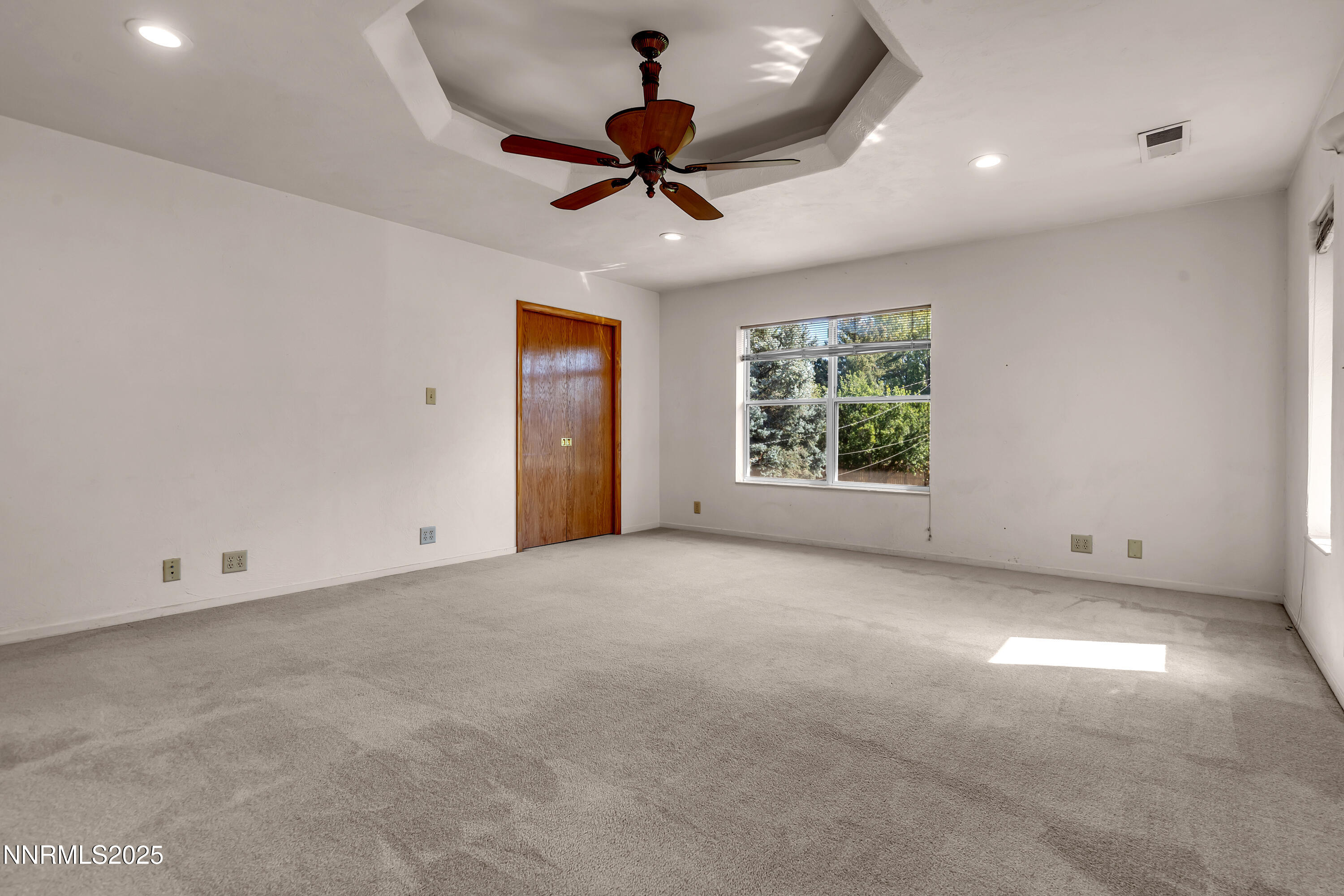 870 Lyman Avenue Reno, NV 89509 - Photo 15 of 46 Lyman870-038