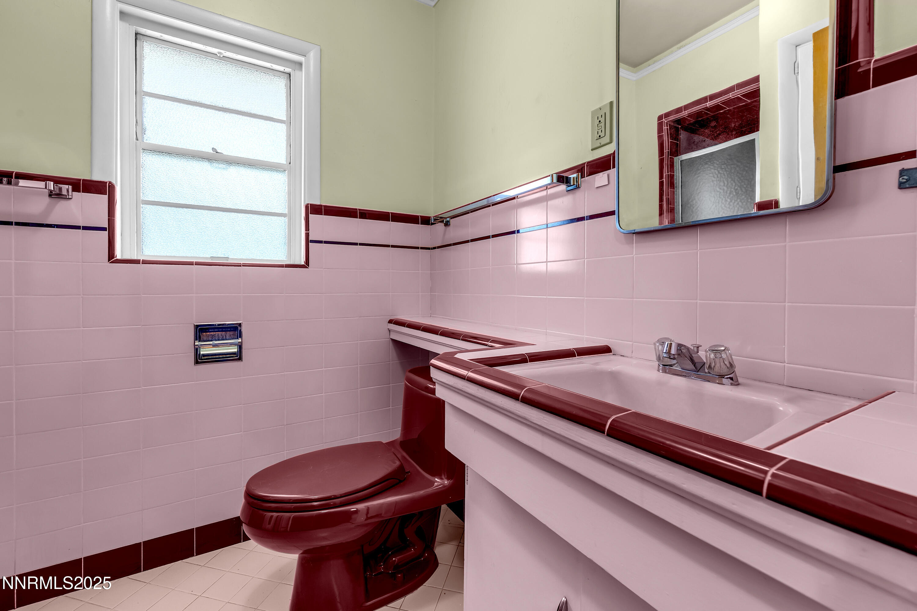 870 Lyman Avenue Reno, NV 89509 - Photo 27 of 46 Lyman870-044