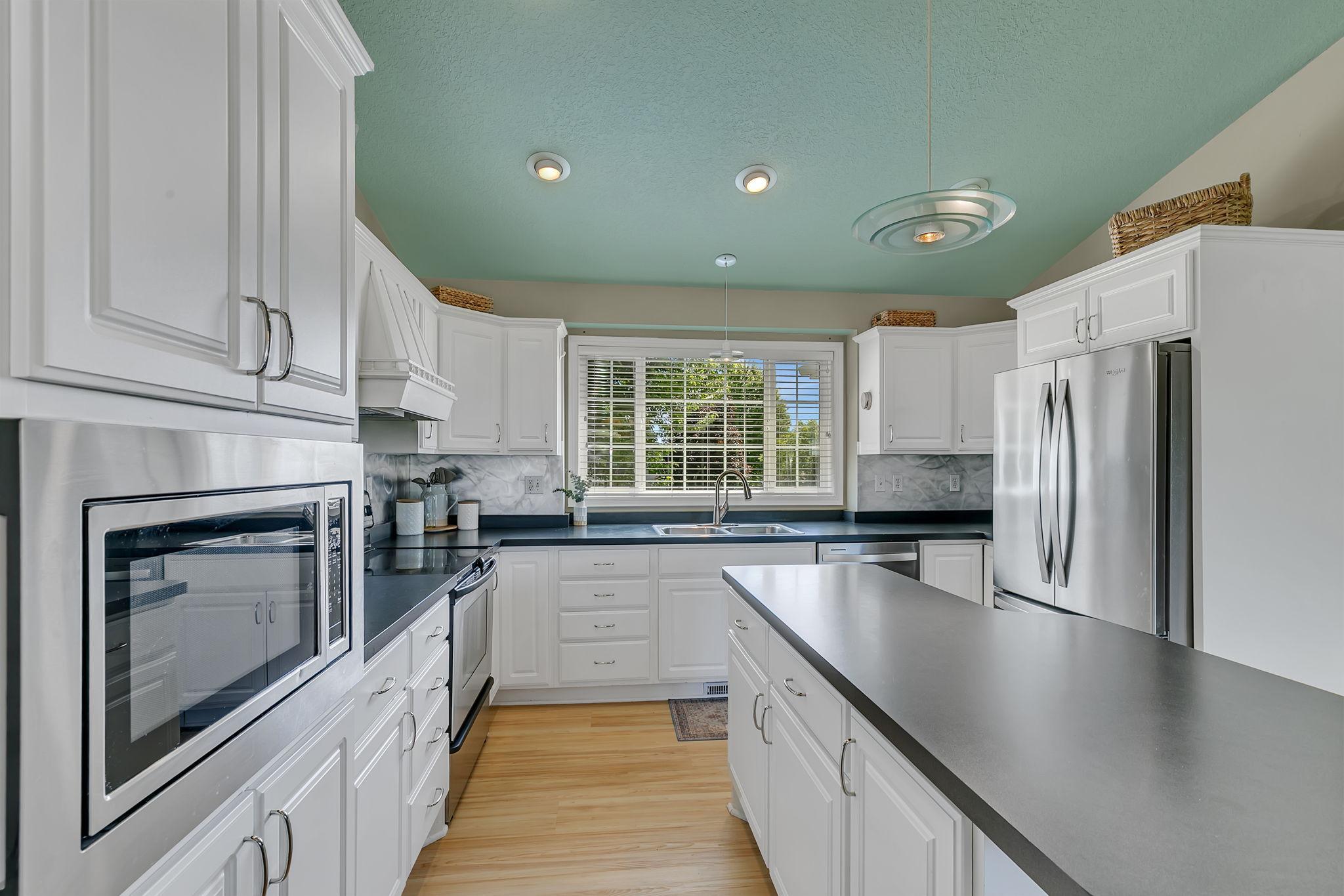 1263 Stone Ridge Road Sauk Rapids, MN 56379 - Photo 5 of 30